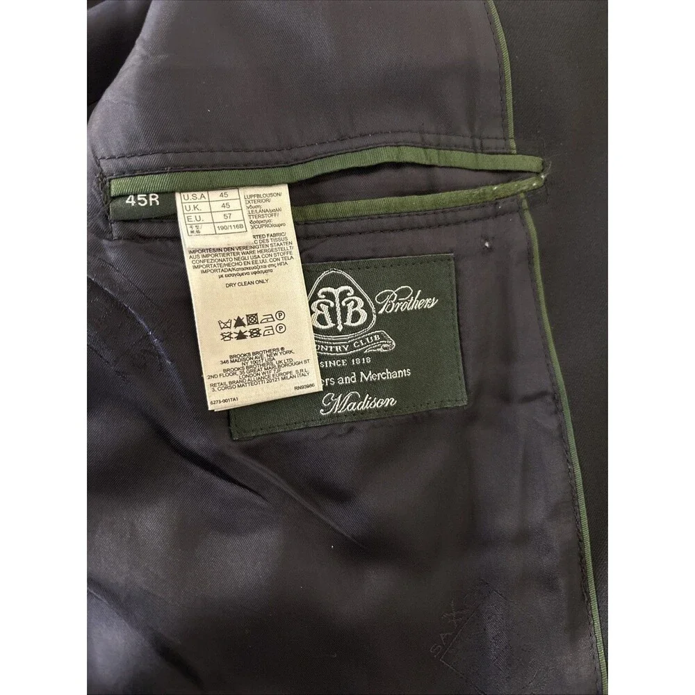 Brooks Brothers 45R Blazer Men’s 100% Wool Navy USA Made 2 Button Sports Coat